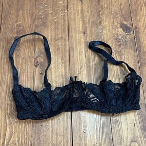 Empire Intimates vintage shelf bra black lace size 34